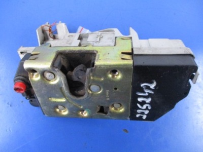 Peugeot 307 kombi замок двері правий задня 4контакти фото №1