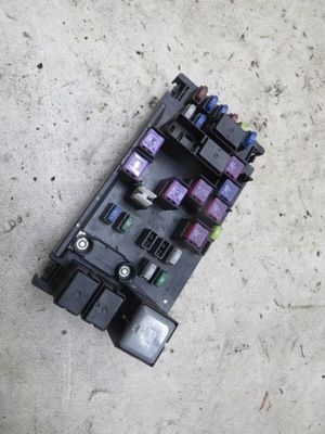 Коробка запобіжників subaru xv mb100200b фото №1