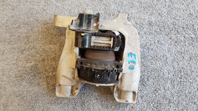 Ford ecosport подушка двигуна кронштейн кронштейн фото №1