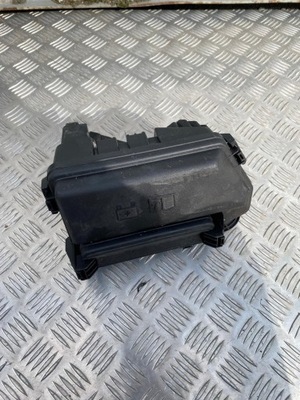 Land rover range rover sport l461 коробка предохранителей r8e2-14a074-ca фото №1