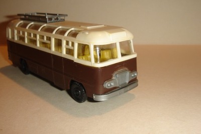 Autobus Ikarus 31 - Espewe Permot - skala 1:87