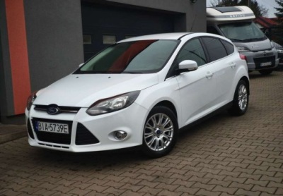 Ford Focus Ford Focus 1.0 EcoBoost Titanium Benzyna 100KM