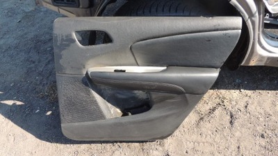 Обшивка двері задня правий dodge journey 3.6 фото №1