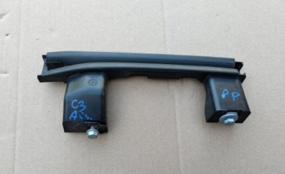 Citroen c3 aircross направляющая стекло дверь правый перед фото №1