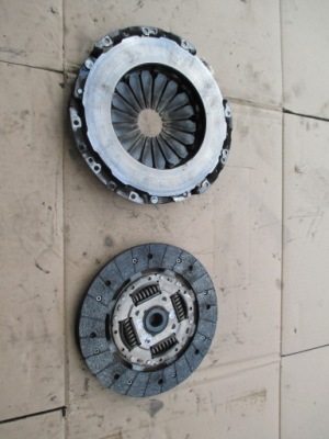 Hyundai i i30 07-12 1.6 crdi сцепление диск +прижим фото №1