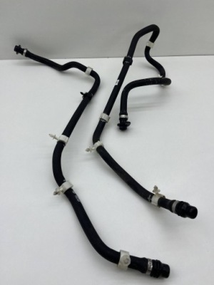 Bmw x1 u11 труба провода воды радиатора комплект 2811582 фото №1