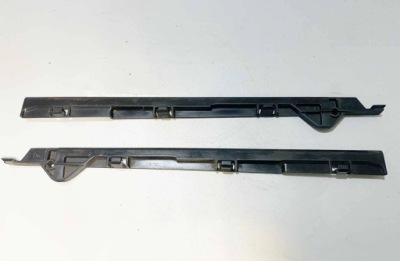 Направляющая люк mercedes w124 le 1247820131 фото №1