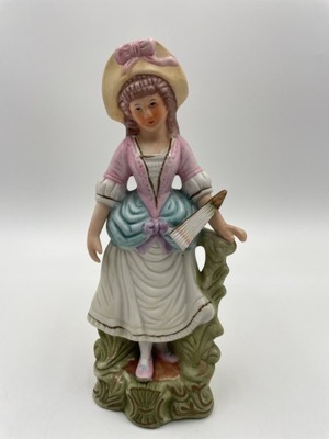 Figurka porcelanowa Dziewczyna w sukience 19cm