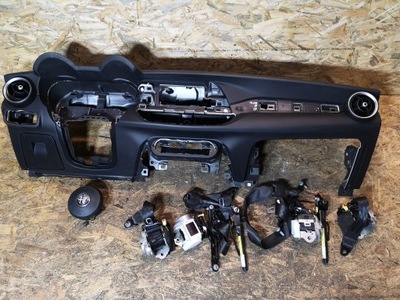 Alfa romeo stelvio панель приладів подушки безпеки ремені kompl фото №1