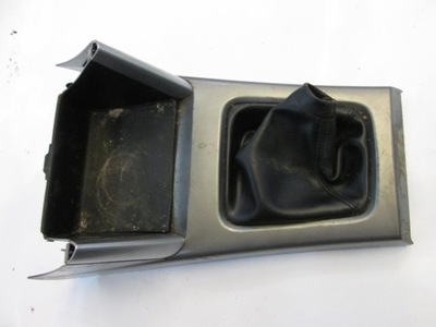 Subaru forester iii рамка туннель передач средний фото №1