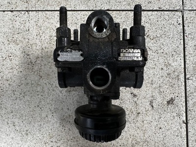 Клапан релейний scania r 1313871 фото №1