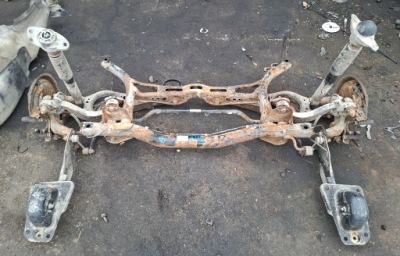 Seat altea xl 11r балка підвіска вісь  задні задня фото №1