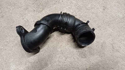 Renault megane iv 1.6 dci шланг повітря 147134852r фото №1