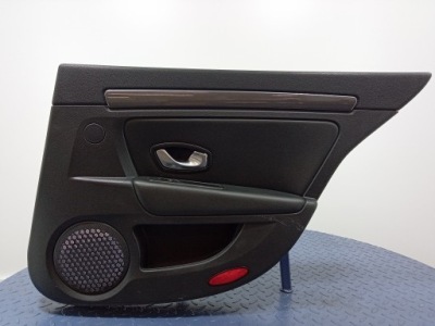 Laguna iii kombi оббивка двері задня права обшивка фото №1