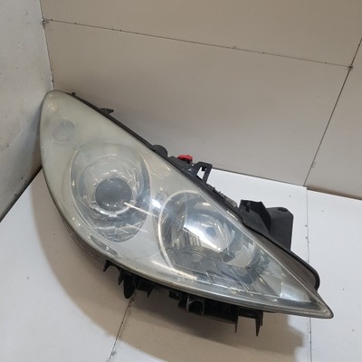 Лампа права передня lift peugeot 307 фото №1