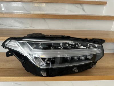 VOLVO XC90 II ŽIBINTAS FULL LED DEŠINIOJI EU 31655808 