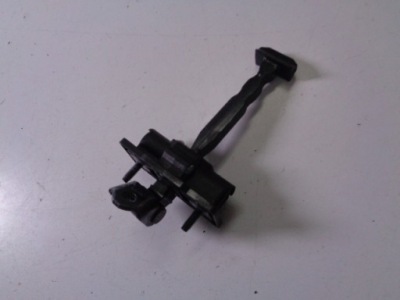 Обмежувач двері правий задній peugeot 208 2 2022 рік фото №1