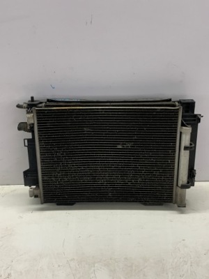 Радиатор вентилятор 921001697r renault twingo 3 2014-2018 1.0 sce 71km фото №1