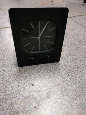 Годинник аналоговий + штекер bmw e30 фото №1