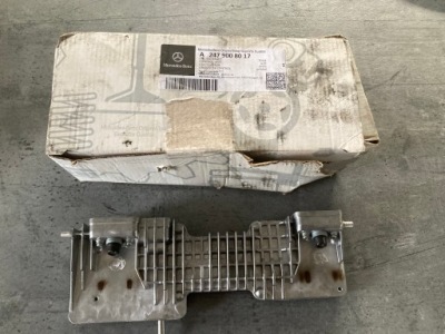 Камера скло передньої mercedes a2479008017 w247 glb e-klasa w213 фото №1