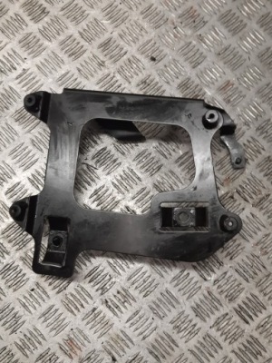 Кронштейн радиатора jaguar land rover range rover 2.0d 204dtd gx73-6k767-ac фото №1