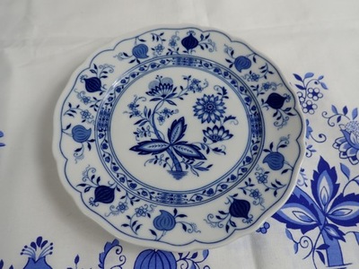 TIRSCHREUTHER - WZÓR CEBULOWY - TALERZ DESEROWY