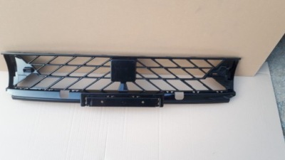 Seat cupra formentor решётка средняя бампера перед фото №1