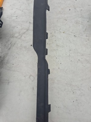 Opel insignia b рестайлінг  39148889 накладка-спойлер правий фото №1