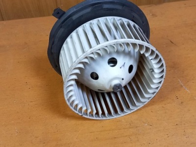 Renault laguna ii 07 рестайлінг  2.0 dci повітродувка вентилятор обдув 52419344 фото №1