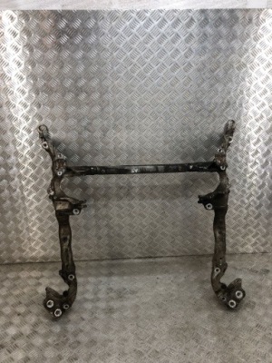 Audi a5 sportback 8ta 2014 рама допоміжна передня фото №1