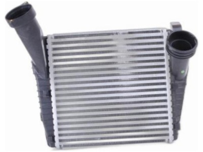 Интеркулер audi q7 4l 3.0 4.1 фото №1