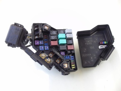 Коробка запобіжників honda cr-v crv iii swa-0030 фото №1