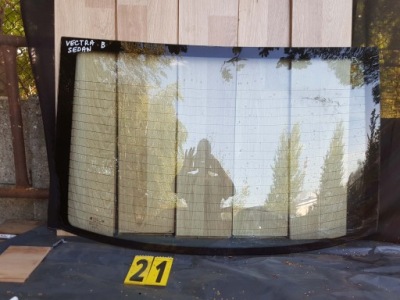 Скло задня кришки багажника opel vectra b sedan фото №1