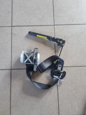 Peugeot 5008 i pas правый перед натяжитель europa фото №1