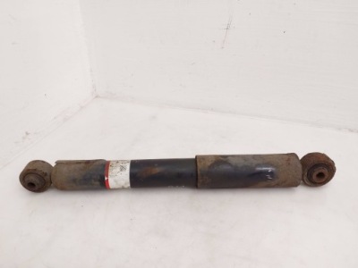 Амортизатор задний правая сторона lexus rx iii 4853148140 фото №1