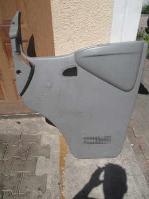 Обшивка обивка правая renault mascott 98- фото №1