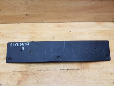 Накладка підкладка під  номерний знак перед opel insignia b фото №1