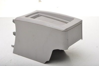 Volvo c70 ii кронштейн na кружка 30633451 фото №1