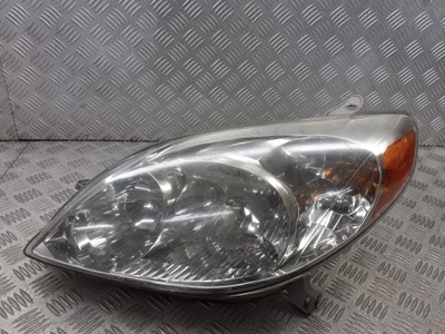 Лампа ліва передня toyota matrix 20-6412b фото №1