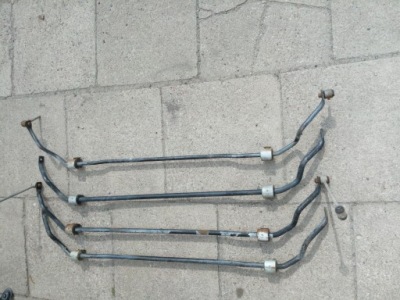 Стабілізатор задній mercedes w212 w204 oryg. фото №1