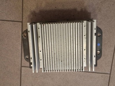 Ix35 10-15 усилитель радио 96370-2s300 фото №1