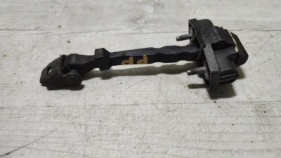 Ограничитель дверь правый перед renault captur фото №1