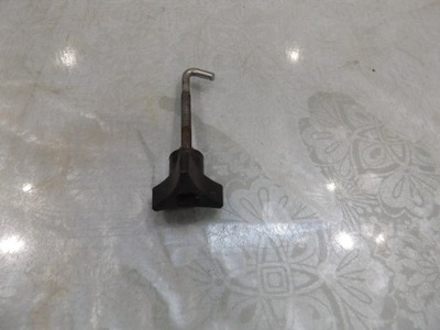 Gem e2 кронштейн болт балка акумулятор фото №1