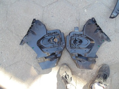 Напрямна бампера volvo xc40 лівий правий фото №1