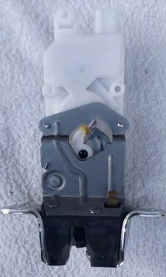 MITSUBISHI OUTLANDER ASX LOCK LID REAR CENTRAL  