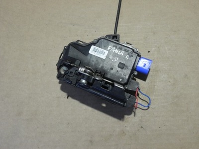 Skoda octavia fabia ii roomster замок дверь правый перед фото №1