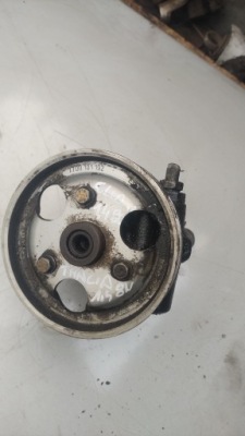 Rnault clio thalia kangoo logan 1,4 8v насос підсилювача фото №1