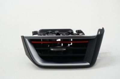 Renault clio v 22r rs решітка обдув права 687601938r фото №1