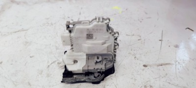 Замок двері лівий задня audi a1 8x0839015e 5 pin фото №1