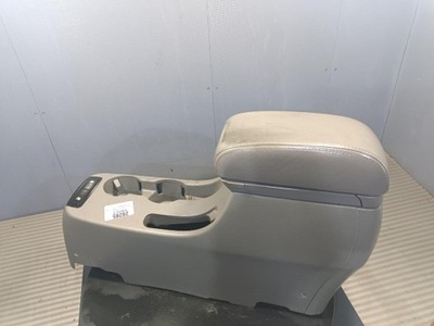 Hyundai tucson i туннель средний/подлокотник фото №1